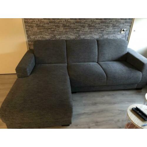Bank met lounge gedeelte