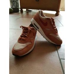 Nike air max 1 terra blush maat 44 wmns
