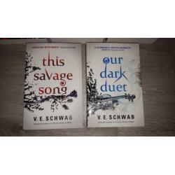 Verschillende VE Schwab paperbacks Engelstalig