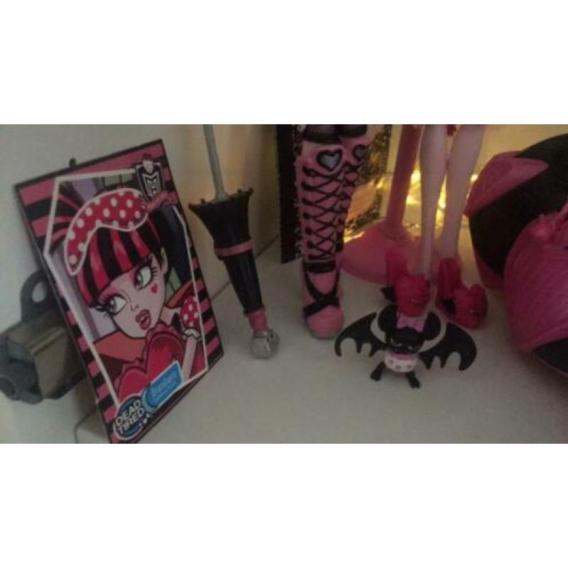 Draculaura Monster High pop