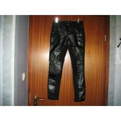 Zwarte broek met nepleren voorkant maat M merk MISS OK