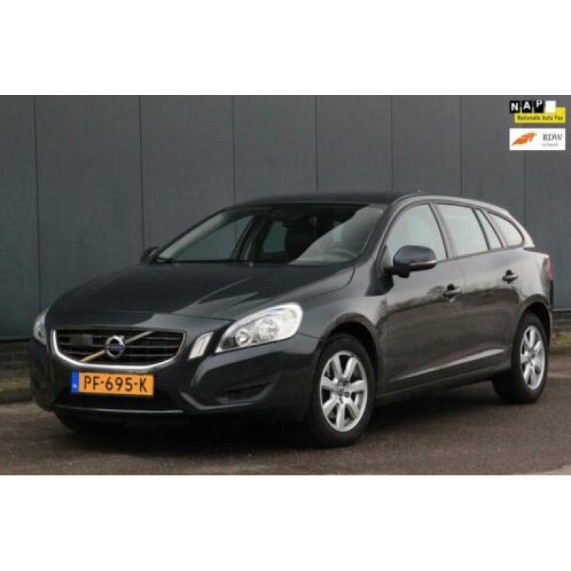 Volvo V60 1.6 D2 Summum Leer/Blis/Adaptive Cruise/Lane Assis