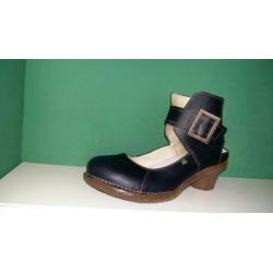 EL NATURALISTA schoenen zwart maat 38