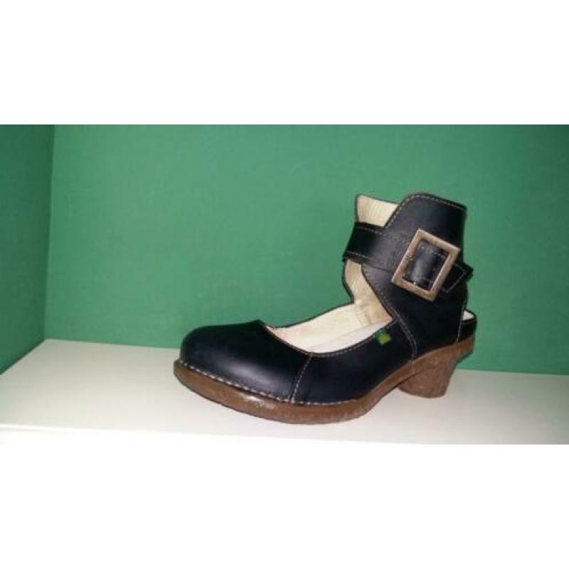 EL NATURALISTA schoenen zwart maat 38