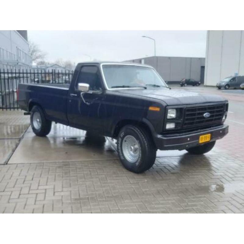Ford F150 5.7 V8 1983