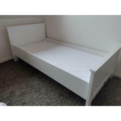 Kinderbed/ peuterbed/ juniorbed wit