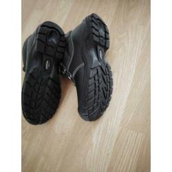 Nieuwe veiligheid schoenen s3 Hooge met stalen neus maat 42