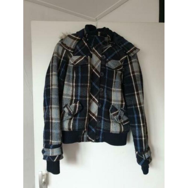 Winter jas met capuchon maat L