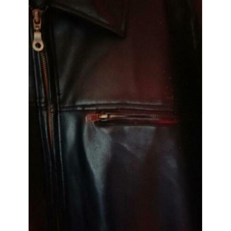 Zgan zwarte lederlook jas