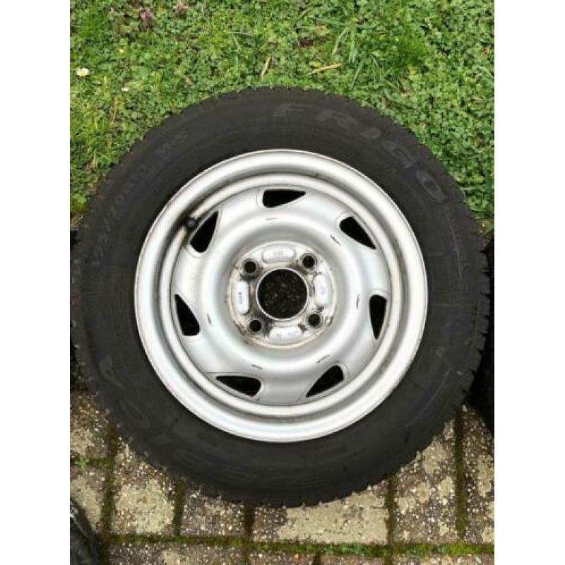 Set DEBICA FRIGO Winterbanden op stalen velg