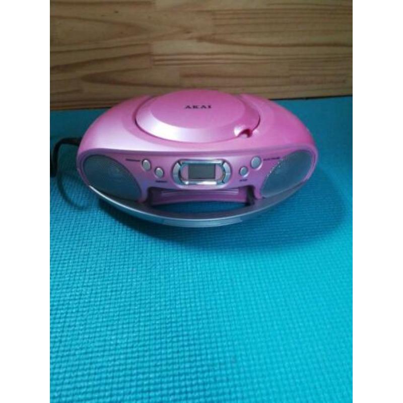 Akai roze radio en cd speler