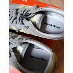 Nieuw Asics onitsuka Tiger maat 41