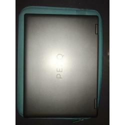 Peaq 2 in 1 laptop