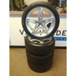 Originele 18 inch Audi A4 S-Line velgen Continental banden