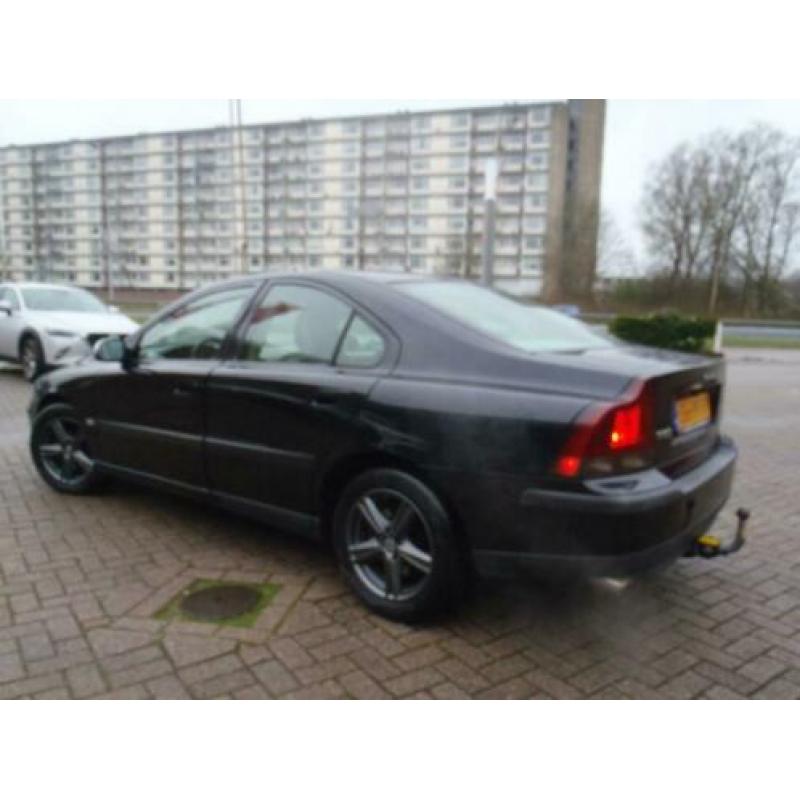 Volvo S60 2.4 140 PK Sports Edition "YOUNGTIMER"