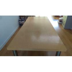 Te koop eetkamertafel