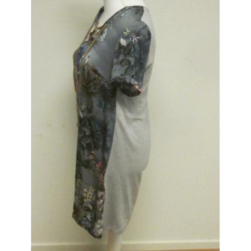 MISS ETAM - Leuke tuniek, grijs bewerkt, maat M.
