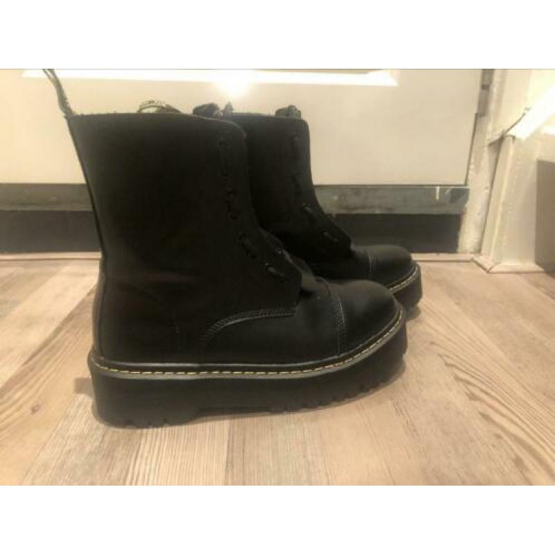 Boots hoge zool 38 zwart