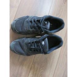 Sportschoenen, Merk Nike. Mt 45