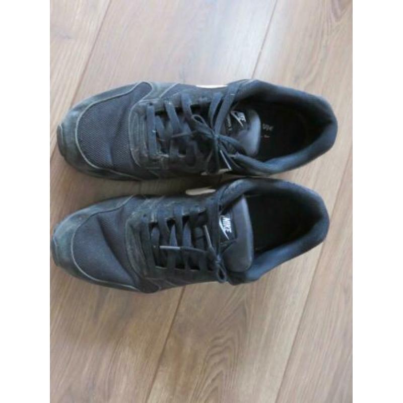 Sportschoenen, Merk Nike. Mt 45