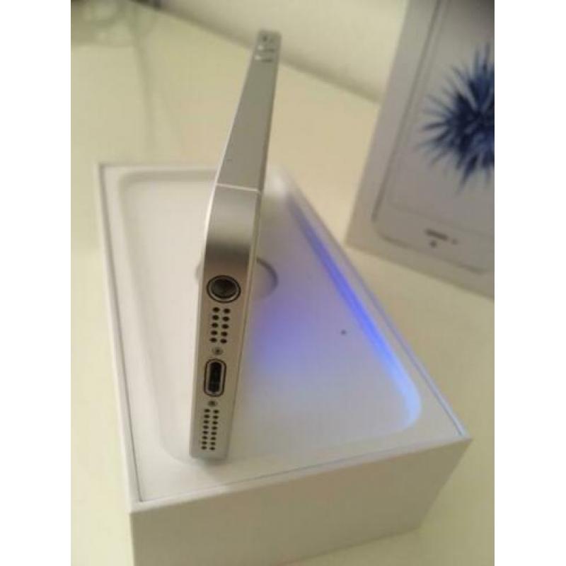 IPhone Se 16gb Als nieuw in Doosje.