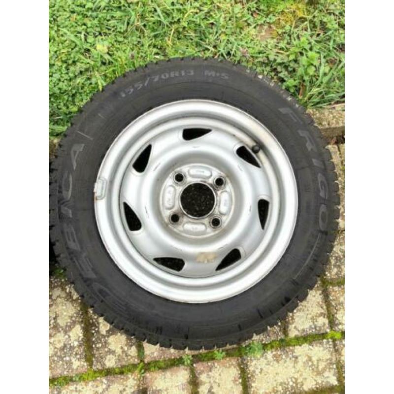 Set DEBICA FRIGO Winterbanden op stalen velg