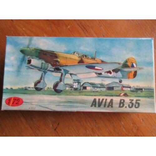 AVIA B.35 KP Model 1:72 Nieuw