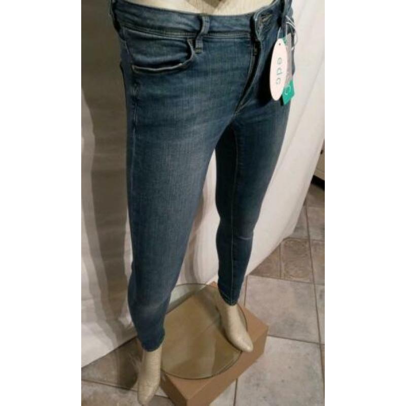 VERKOCHT EDC (Esprit) W27-L30 Jegging fit