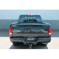 Dodge Ram 1500 5.7L V8 SLT Classic CrewCab |Black Edition|Ri