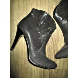 ZAPATO ! Zwarte Leren laarsjes mt 40.
