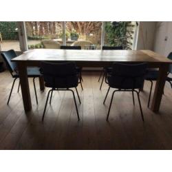 Robuste Teakhouten eettafel