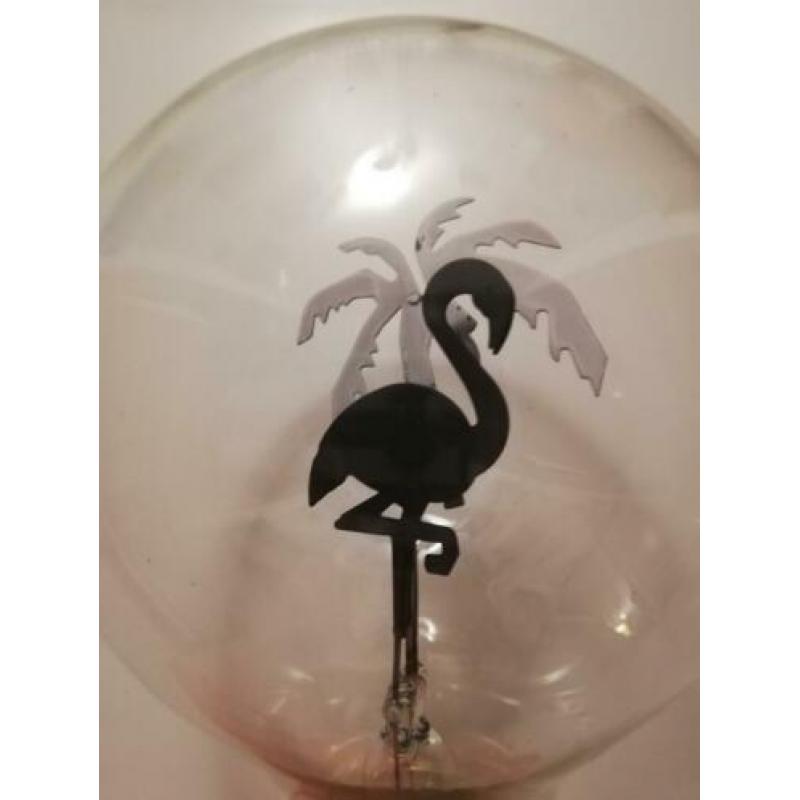 Flamingo lamp
