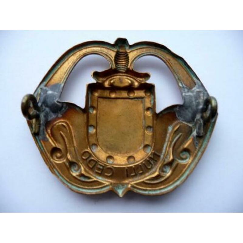 oud baret embleem - WAPEN DER INFANTERIE - NULLI CEDO - (2)