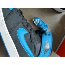 Nike Jordan Retro Ajko maat 15/49,5 NIEUW