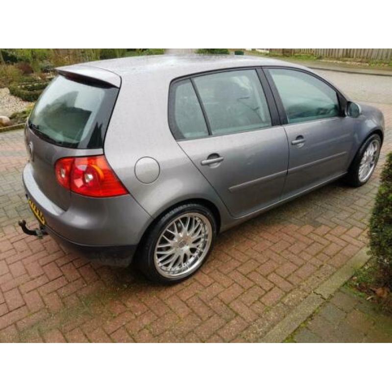 Leuke sportieve Golf 2.0 bijna alle opties. Leer int.