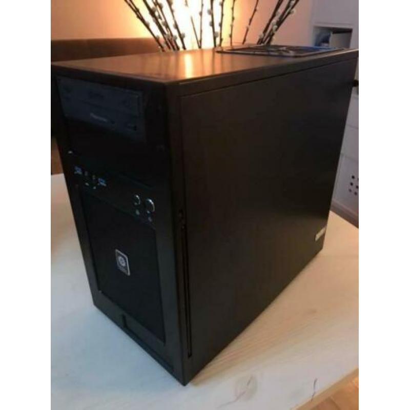 GAME PC / I5 4670 / EVGA GTX 760 / HyperX 8GB / SSD&HDD