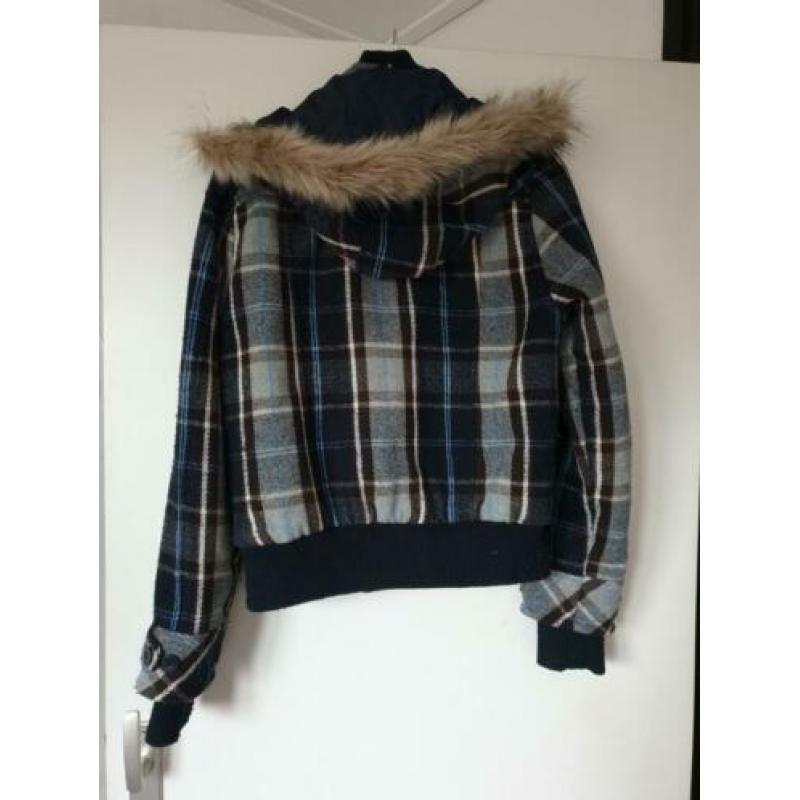 Winter jas met capuchon maat L