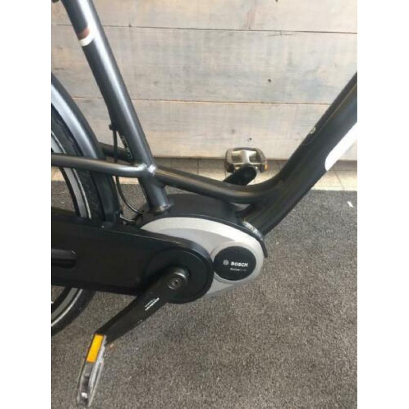 Batavus Milano e-go bosch middenmotor 57cm frame