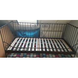 Ikea bed, 90 x 200 inclusief lattenbodem