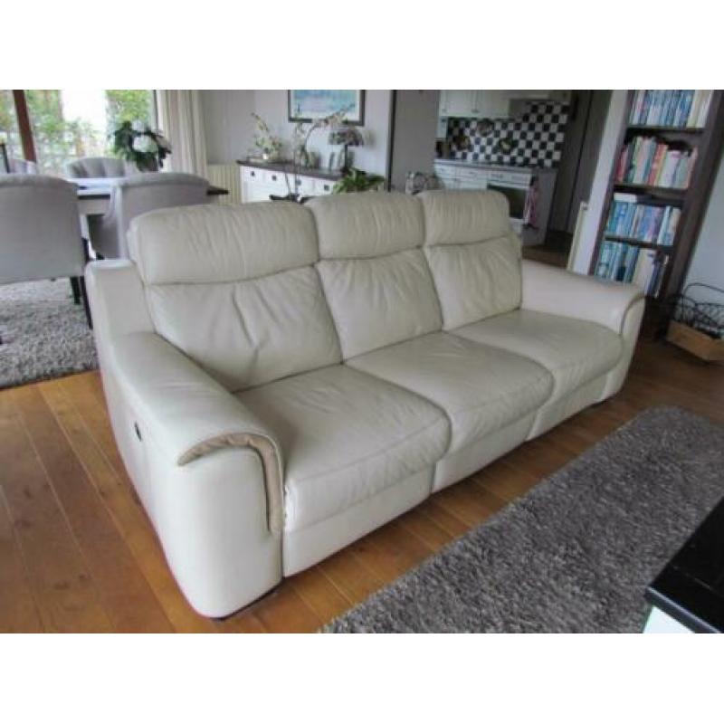 Relaxbank en relaxstoel (elektrisch bedienbaar)