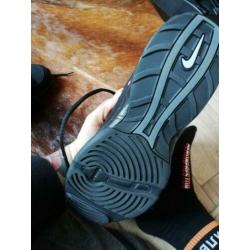 Nieuw Nike athletics women maat 38