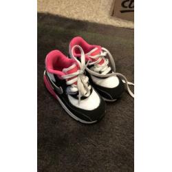 Meisjes Nike air Max maat 22