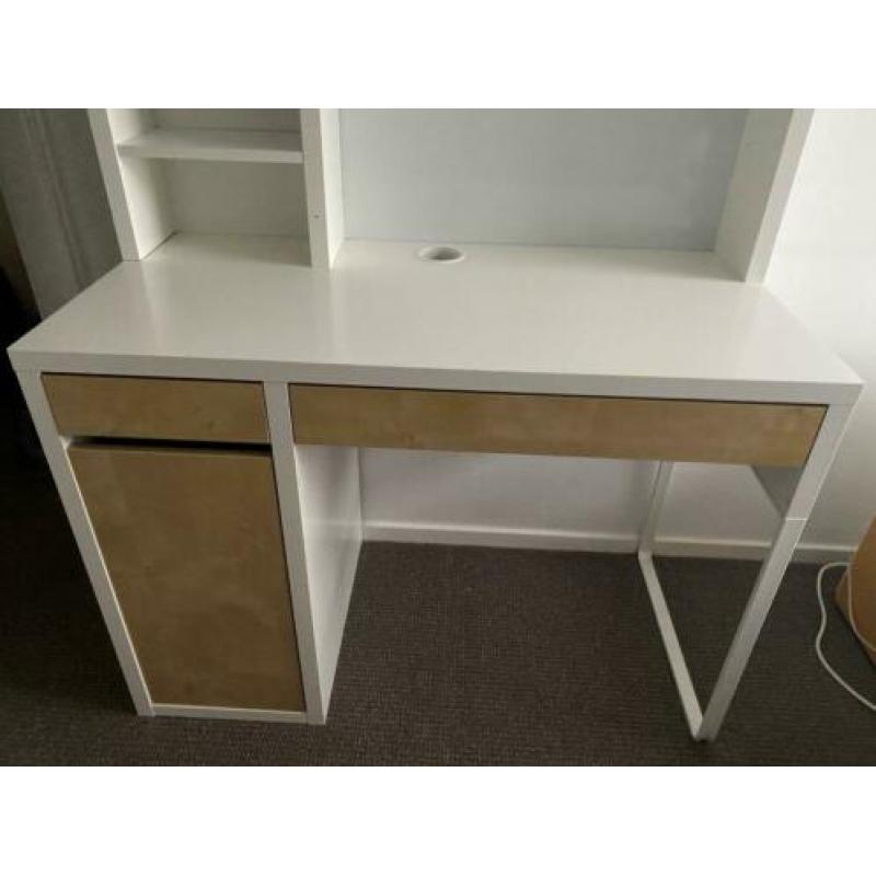 Micki bureautafel