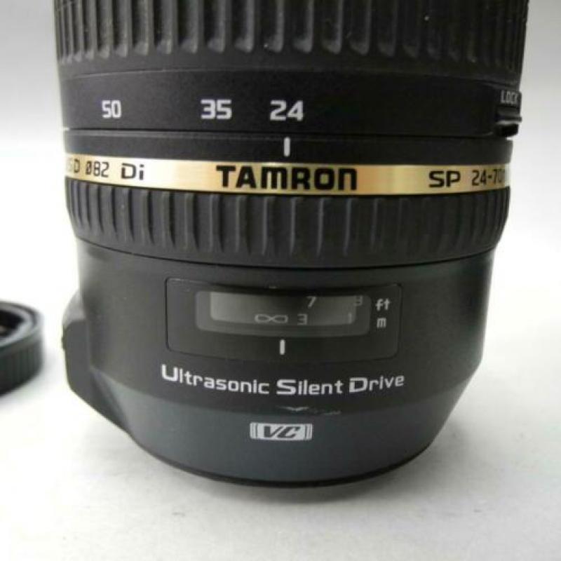 EOS 300 met Tamron 2.8/24-70 mm VC