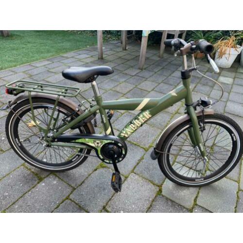 Alpina Yabber Army 20 inch.
