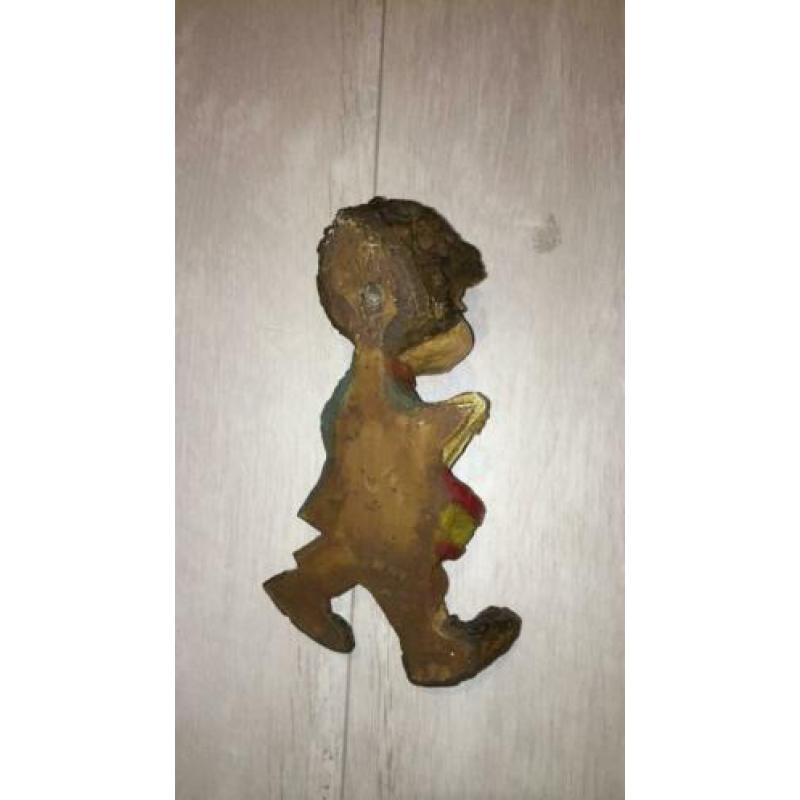Prachtig stenen beeldje voor aan de muur! (Circa 20 x 8 cm)