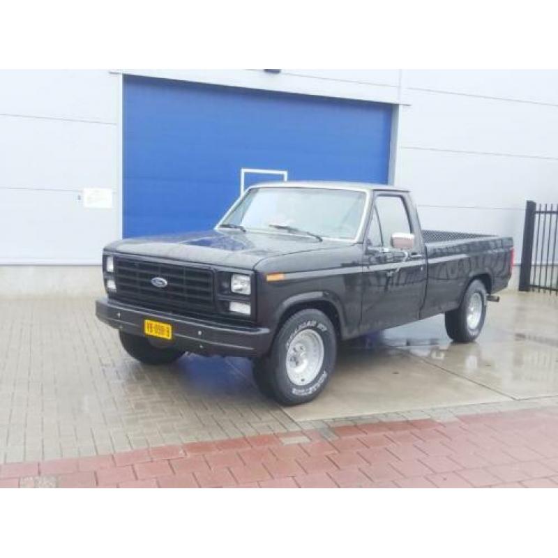 Ford F150 5.7 V8 1983