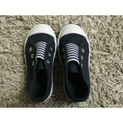 Baby kinder schoenen gympen maat 23