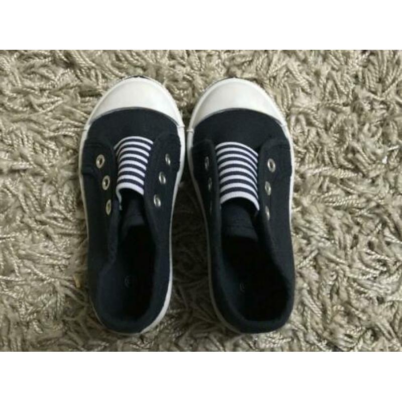 Baby kinder schoenen gympen maat 23