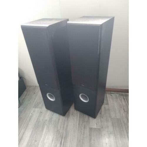 Eltax Concept 180 speakers, zuilen, zwart.
